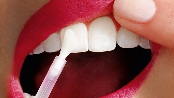 Как сделать зубы белее