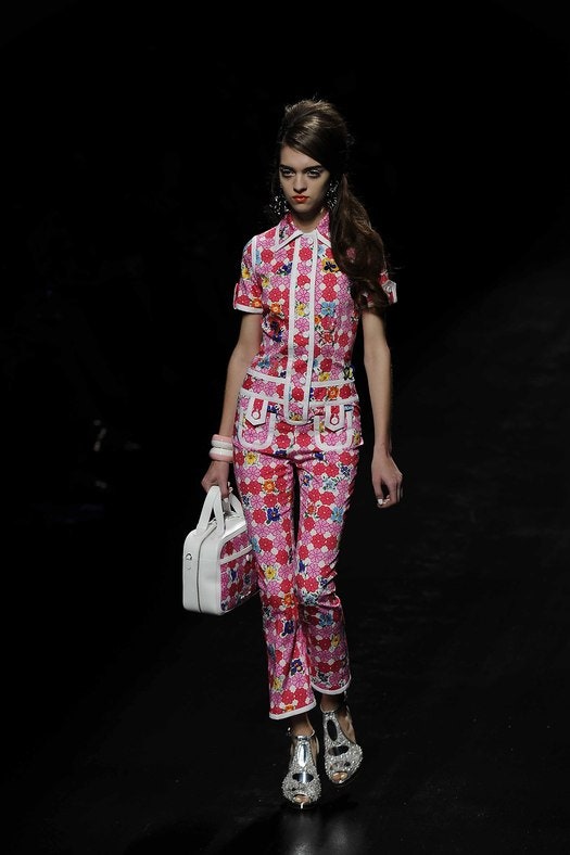 Moschino весна 2013