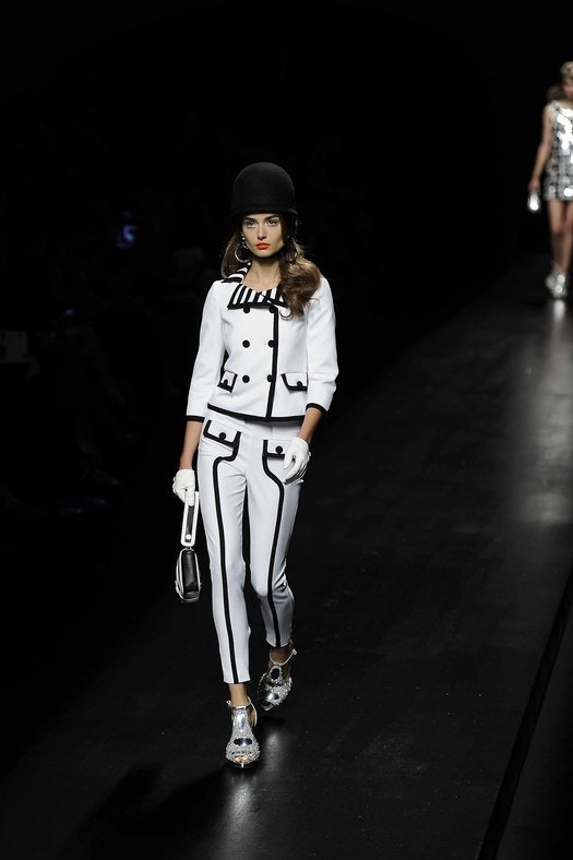 Moschino весна 2013