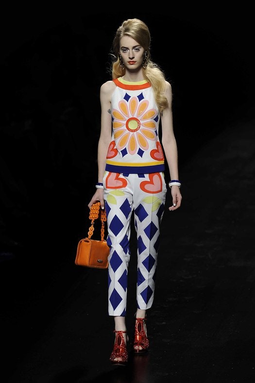 Moschino весна 2013