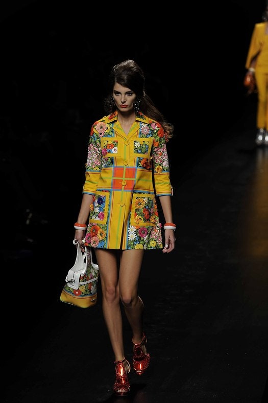 Moschino весна 2013