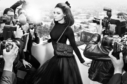 Мила Кунис в осенней кампании Miss Dior