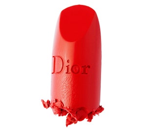 Губы. Dior помада Rouge Dior Blazing 638 1501 руб.