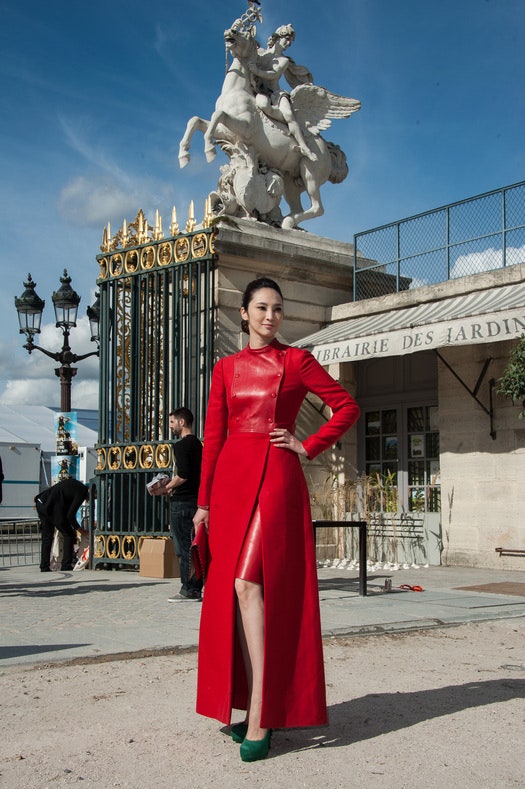 Неделя моды в Париже звездные гости