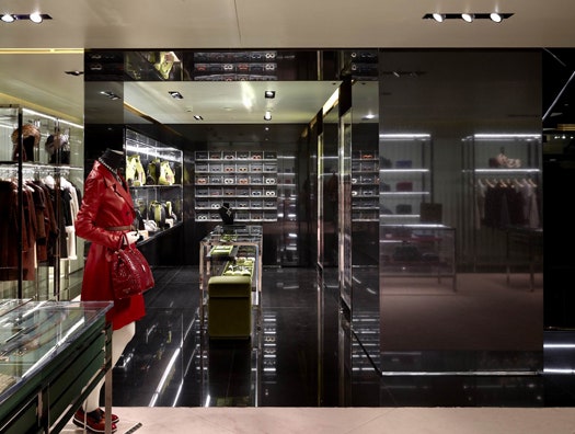 Открылся новый магазин Prada в Москве