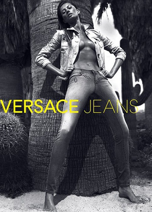 Жизель Бундхен для Versace Jeans
