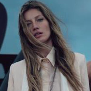 Рекламная кампания Givenchy: полная версия