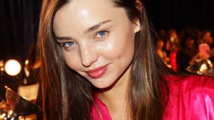 Показ Victoria's Secret2011
