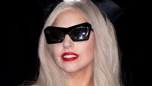 Леди Гага открыла мастерскую подарков