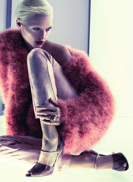 Саша Пивоварова для Giorgio Armani. Полная версия