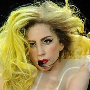 Гага выпустила скандальное видео