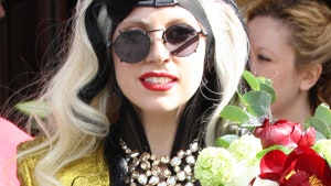Леди Гага снова свободна