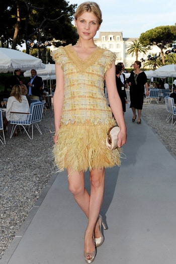 Премьера круизной коллекции Chanel в Антибах