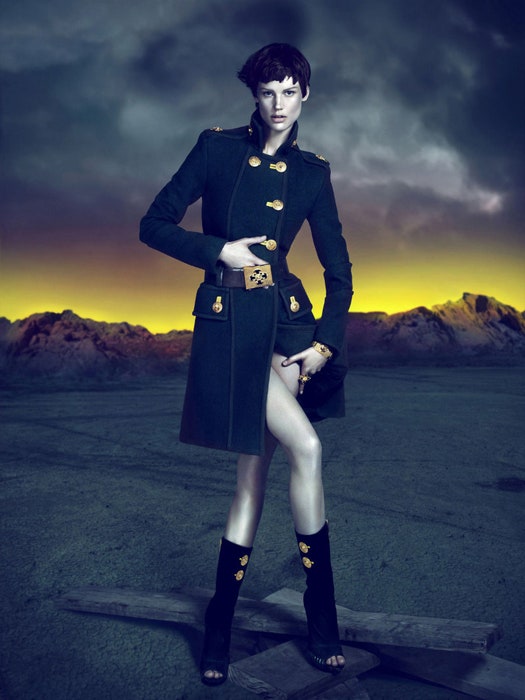Осенняя рекламная кампания Versace