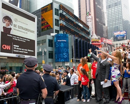 У Дженнифер Лопес появился свой биллборд в НьюЙорке