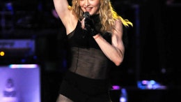 Мадонна планирует мировое турне