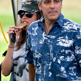 Джордж Клуни и Ума Турман чудом не пострадали от фейерверка