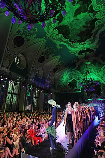 Показ Jean Paul Gaultier в Москве