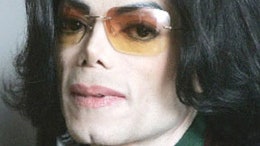 Майкла Джексона похоронят в день его рождения