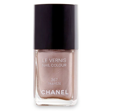 Коллекция Noirs Obscurs de Chanel черный в центре внимания