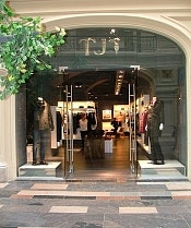 В ГУМе открылся бутик Trussardi Jeans