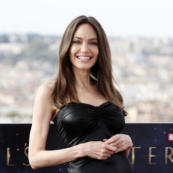 Посмотрите на лучезарную Анджелину Джоли на премьере фильма «Вечные»