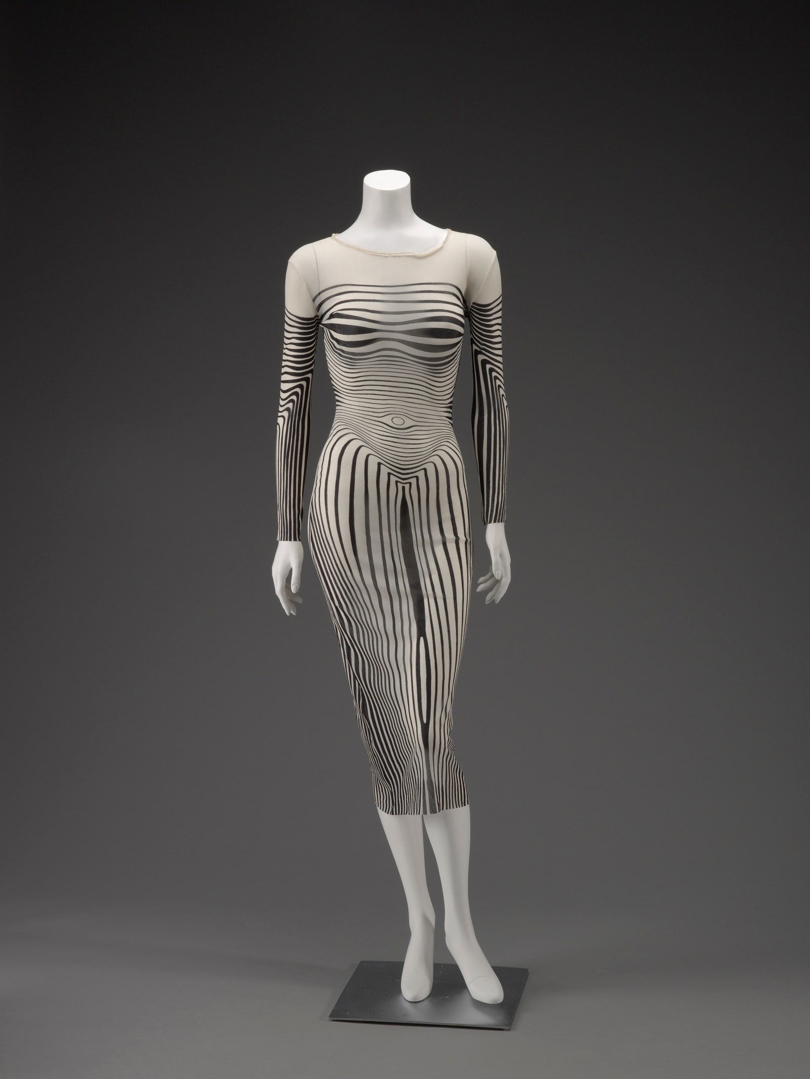 Платье Jean Paul Gaultier 1996 год Индианаполисский художественный музей.