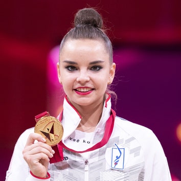 Дина Аверина стала 17-кратной чемпионкой мира по художественной гимнастике