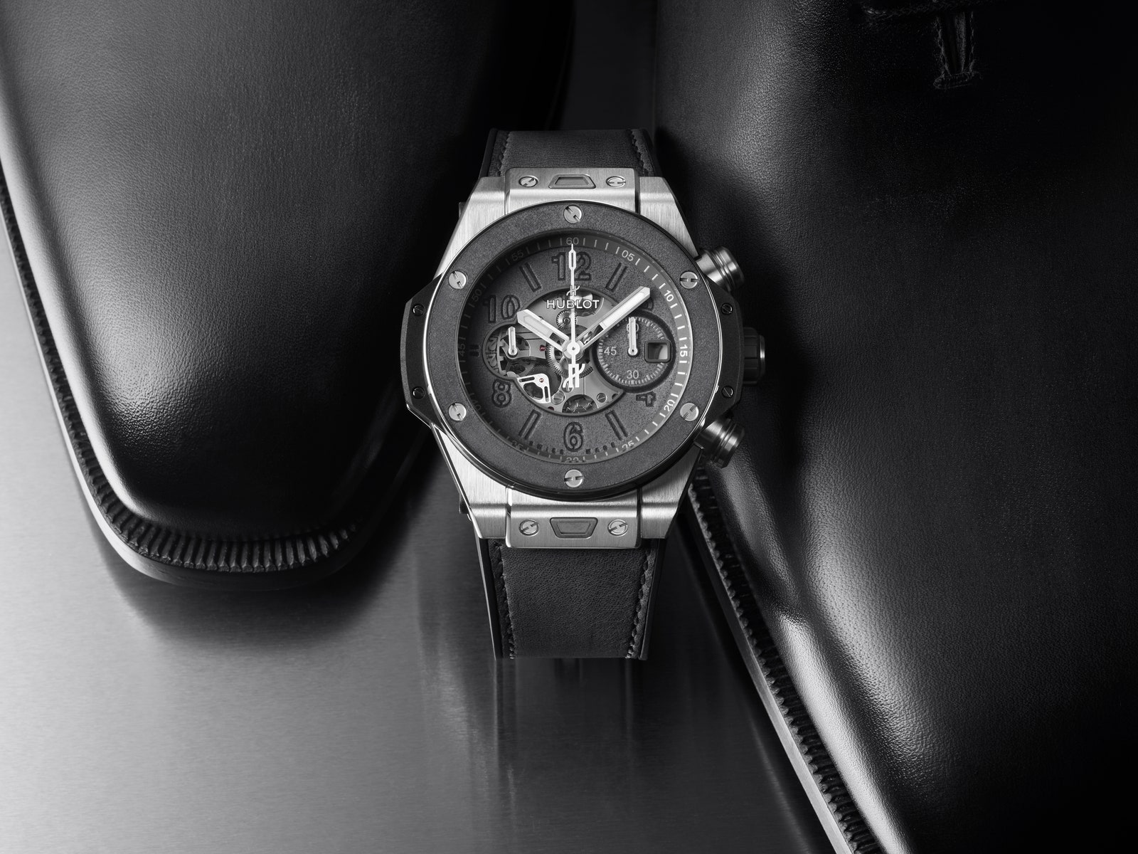 Total black: эти часы понравятся тем, кто любит классику и стиль