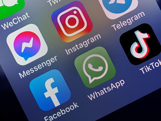 Модератор контента TikTok подала в суд на соцсеть из-за мучительных условий работы