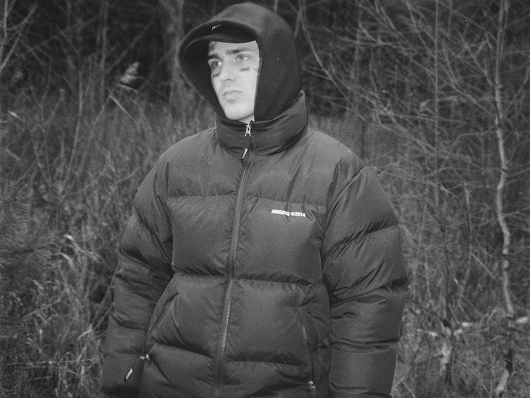 Рэпер Face покинул Россию