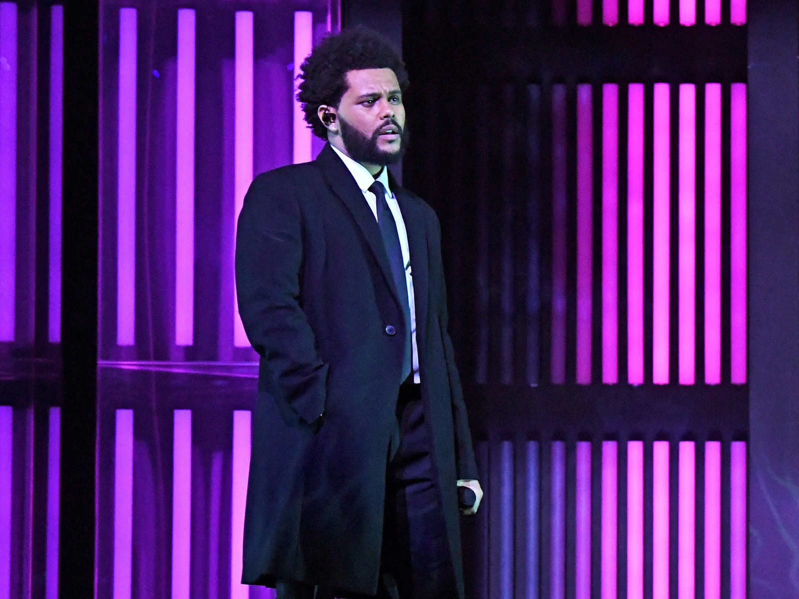 «Моя новая девушка &- кинозвезда»: кого имел в виду The Weeknd в своей песне из нового альбома?