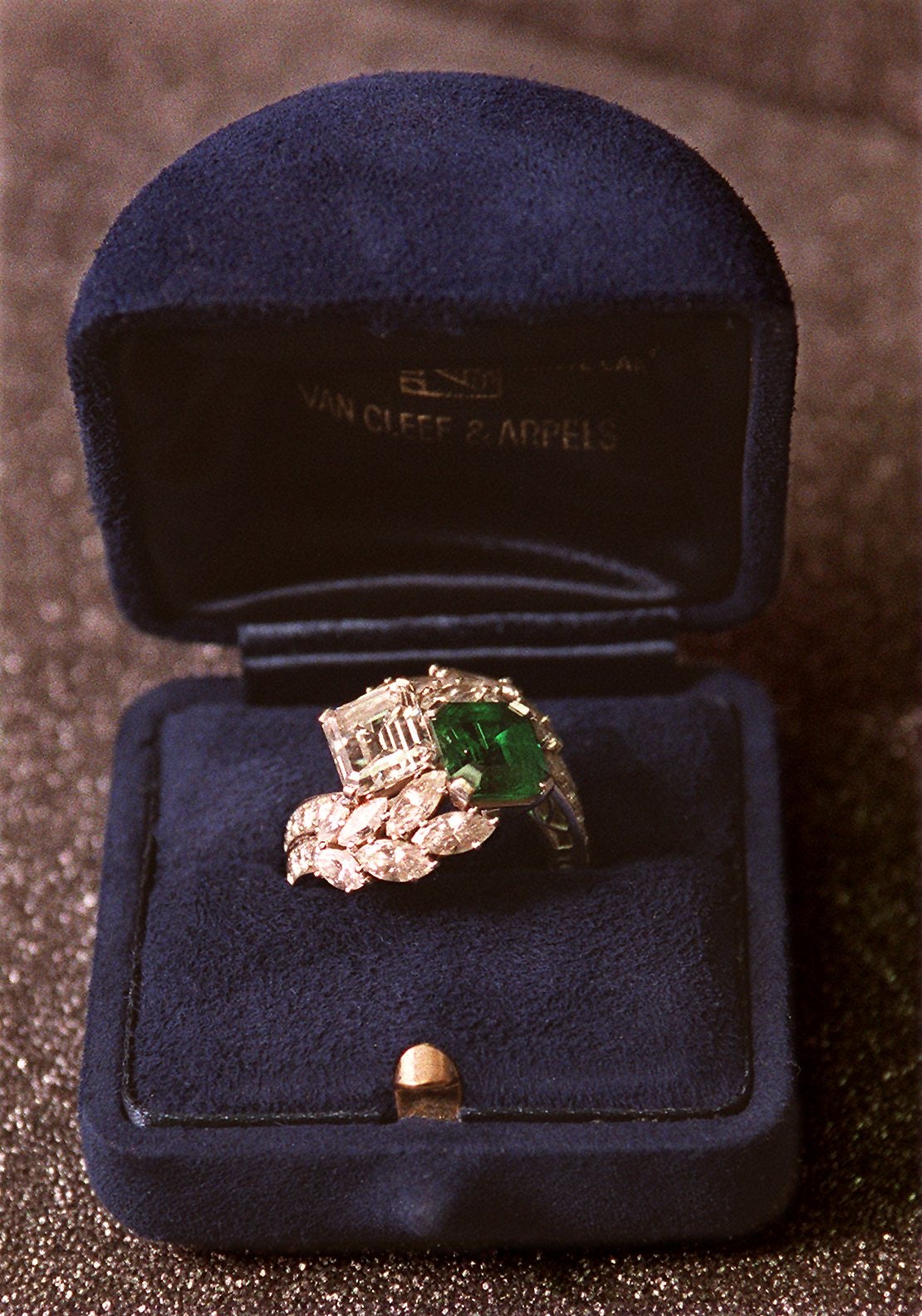 Обручальное кольцо Джеки Кеннеди