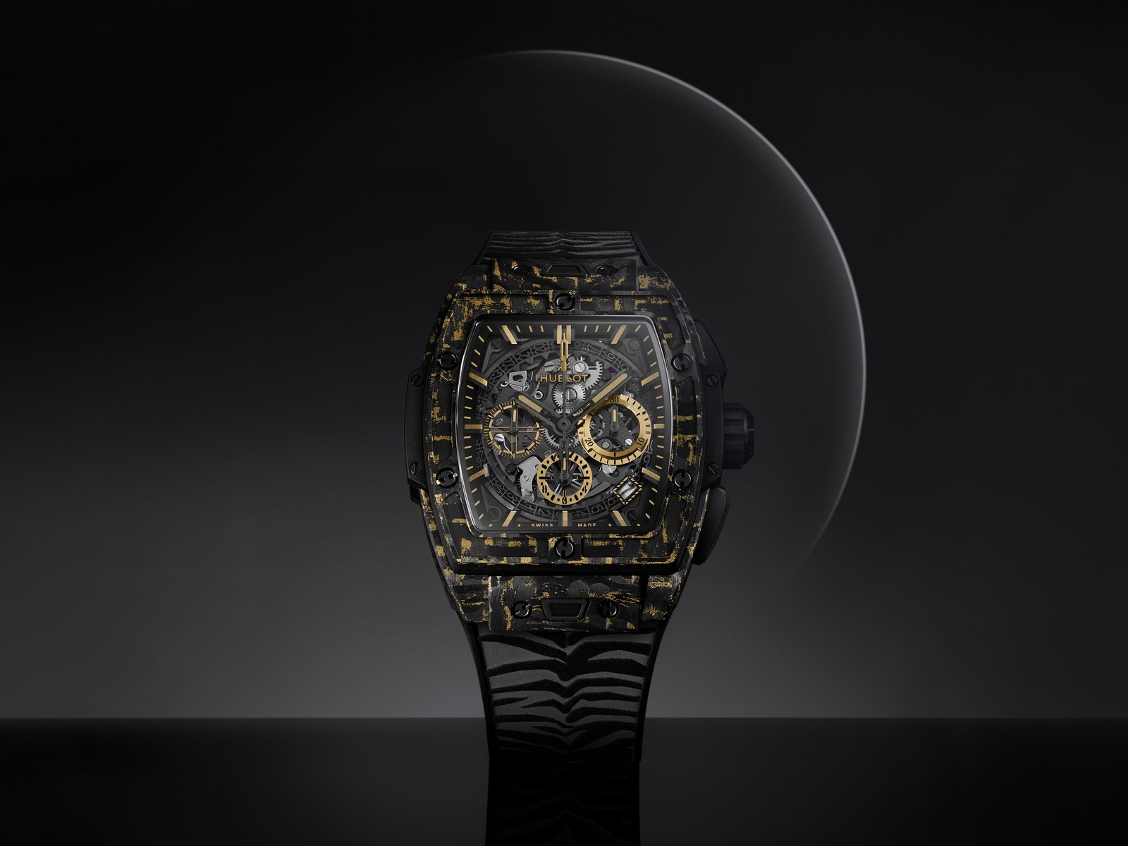 На правах Тигра: новые часы Hublot с корпусом из матового углерода и желтого золота