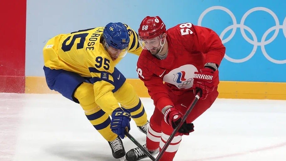 Российские хоккеисты вышли в финал Олимпиады Они обыграли шведов со счетом 21