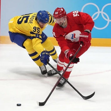Российские хоккеисты вышли в финал Олимпиады! Они обыграли шведов со счетом 2:1